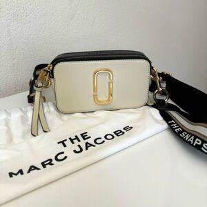 Marc Jacobs The SnapShot Bag White